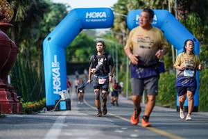 BIB: 4102, 1550
                            <button type="button" onclick="openModal(22574922)" class="btn btn-primary btn-sm float-right btn-popup" data-toggle="modal" data-target=".modal-high-quality">
                        <i class="fas fa-shopping-cart"></i> Add to Cart
                    </button>
                                            <button type="button" onclick="isThisMe(22574922, true)" class="btn btn-success btn-sm float-right btn-popup btn-isme hidden" data-toggle="tooltip" data-placement="bottom" title="นี่คือรูปของคุณใช่ไหม คลิกที่นี่เพื่อเอาเข้าอัลบั้ม">
                        <i class="fas fa-plus"></i> Add to album
                    </button>
                    <button type="button" onclick="isThisMe(22574922, false)" class="btn btn-warning btn-sm float-right btn-popup btn-isnotme hidden">
                        <i class="fas fa-ban"></i> Remove from album
                    </button>